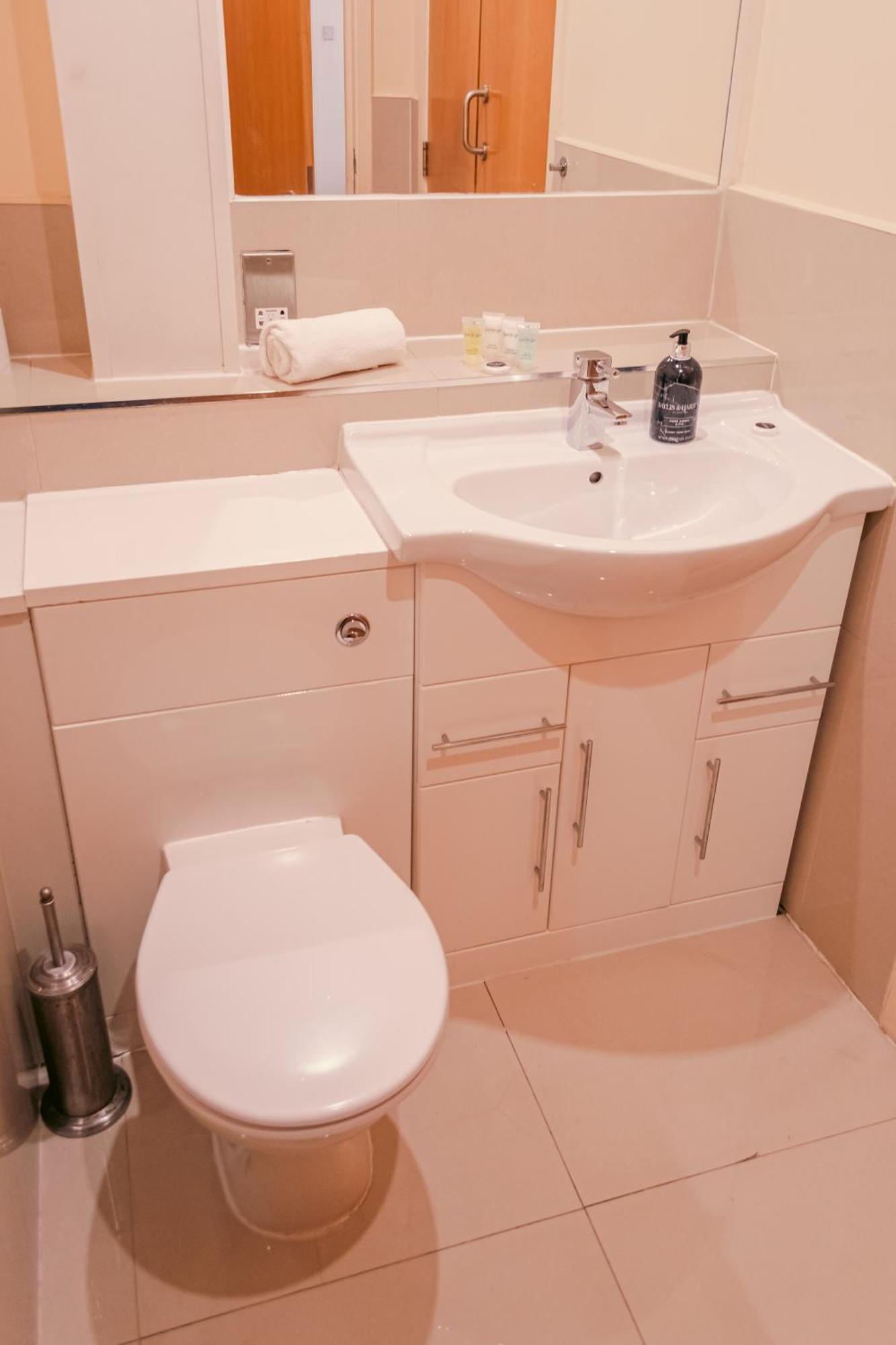 Chic Georgian Flat In Central مانشستر المظهر الخارجي الصورة